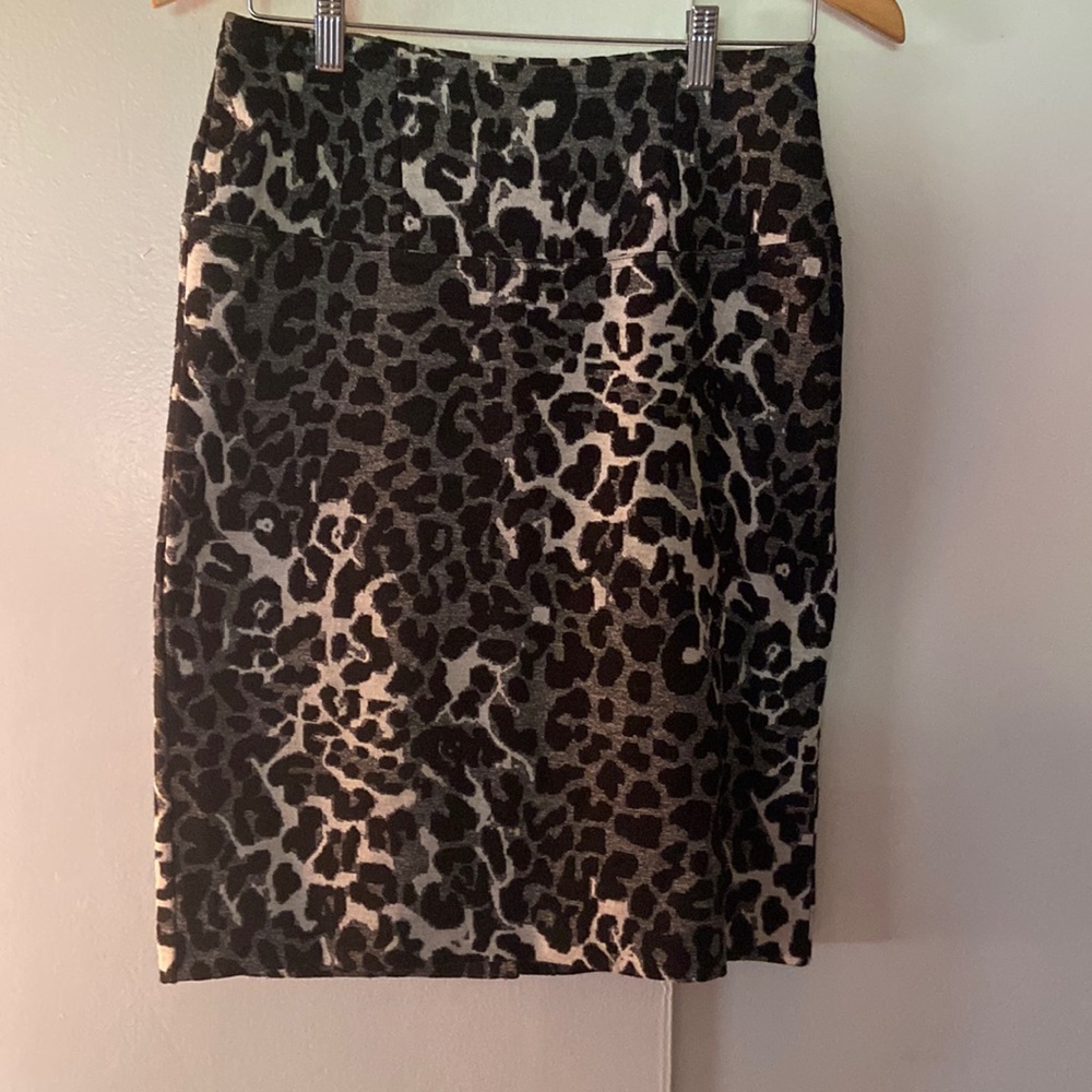 Studio Point pencil skirt